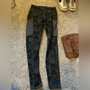 Camo leggings
